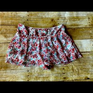 2/$20 2b Bebe Floral Print Shorts